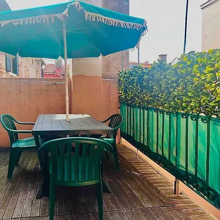Casa Con Terrazza In Campo San Toma アパート
