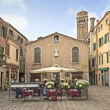 Apartment Con Terrazza Ed Accogliente Venice